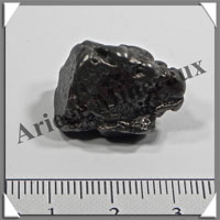 Mtorite de CAMPO DEL CIELO - 19 grammes - 21x16x16 mm - M042